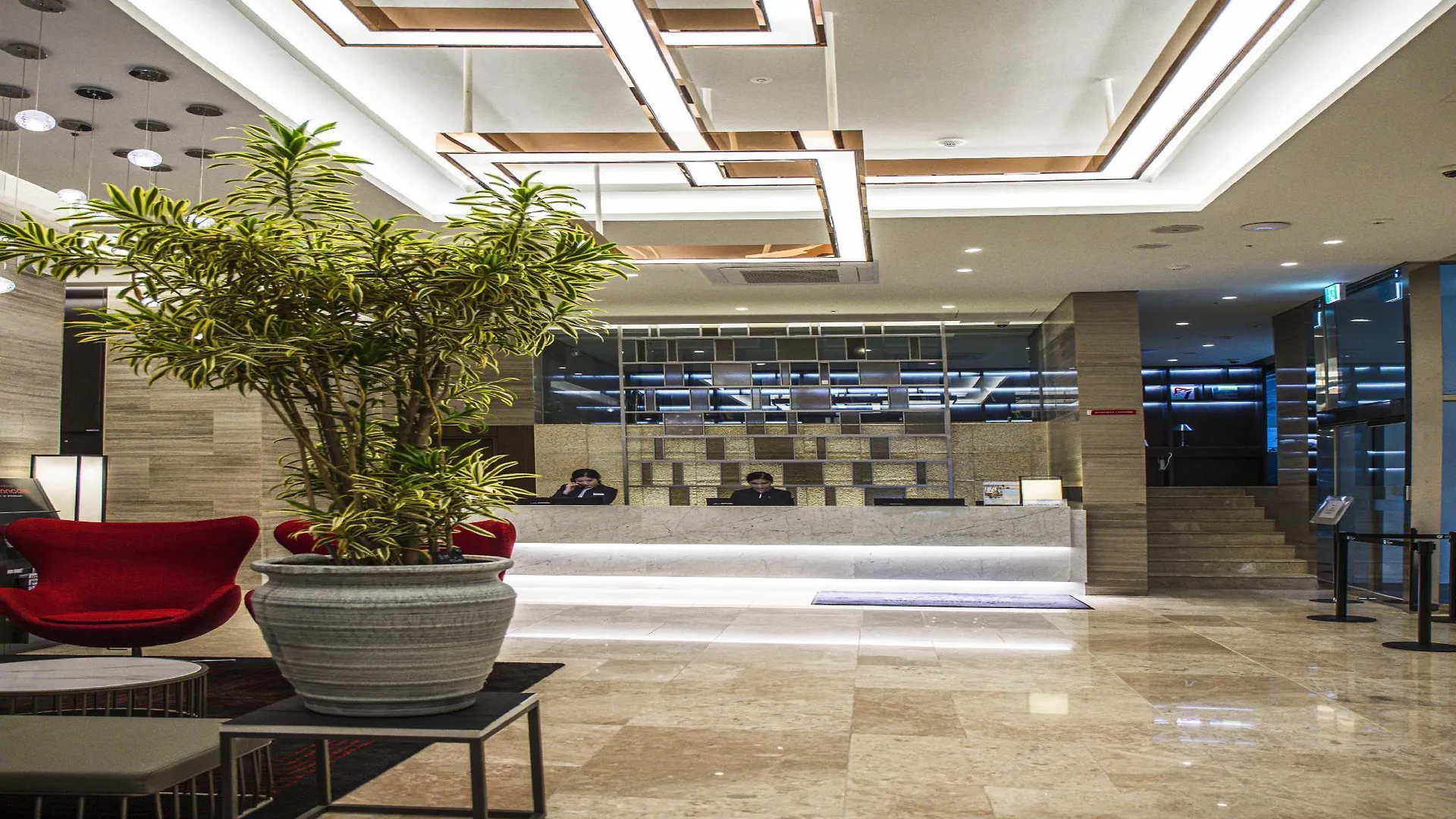 Hotel Ramada Encore By Wyndham Busan Station
